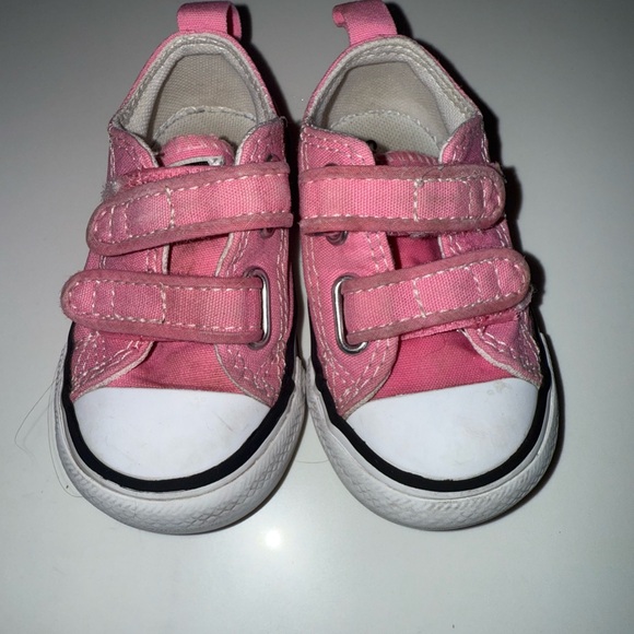 Converse Pink and White Canvas Sneakers Velcro - Picture 1 of 2